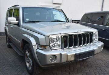 Jeep Commander 211.000 km 9.500 &euro; Trimbs 56753