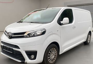 Toyota Proace (Verso) 61.000 km 23.900 &euro; Wilkau-Haßlau 08112
