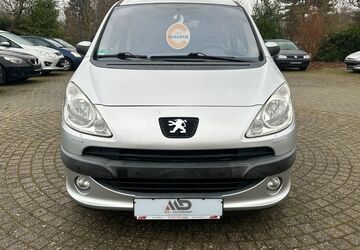 Peugeot 1007 152.000 km 3.999 &euro; Ibbenbüren 49477