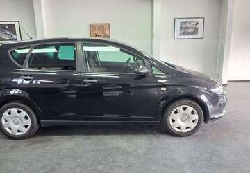 Seat Altea 179.000 km 2.990 &euro; Asperg 71679
