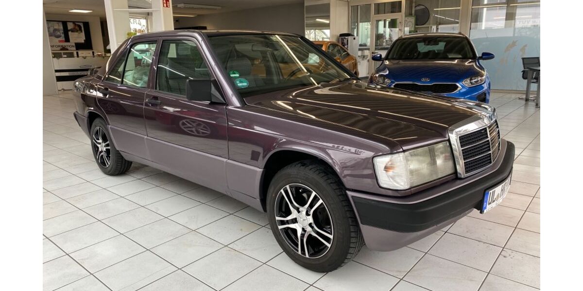 Mercedes-Benz 190 251.000 km 9.990 &euro; Berghülen 89180