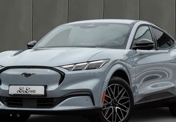 Ford Mustang Mach-E 7.500 km 52.950 &euro; Düren 52349