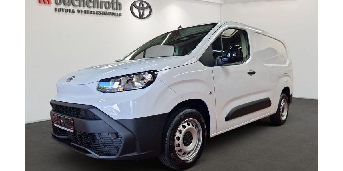 Toyota Proace City 2.500 km 23.750 &euro; Ludwigsburg 71636