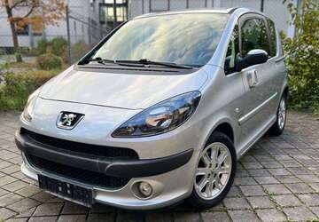 Peugeot 1007 133.500 km 1.249 &euro; Rosenheim 83026