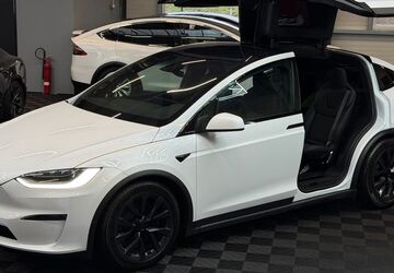 Tesla Model X 67.777 km 75.950 &euro; Emsbüren 48488