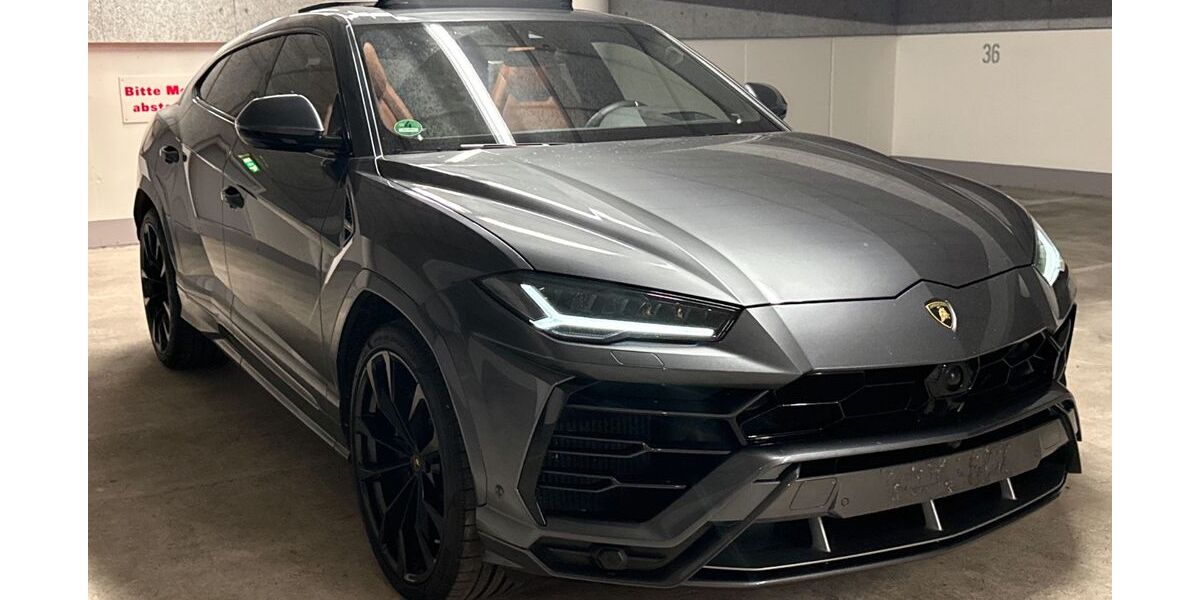 Lamborghini Urus 62.808 km 214.995 &euro; Hamburg 21079