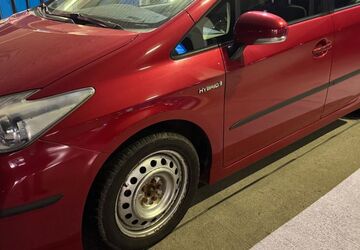 Toyota Prius 199.000 km 5.555 &euro; Neu Wulmstorf 21629