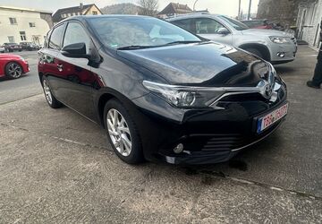 Toyota Auris 269.000 km 6.900 &euro; Wertheim am Main 97877