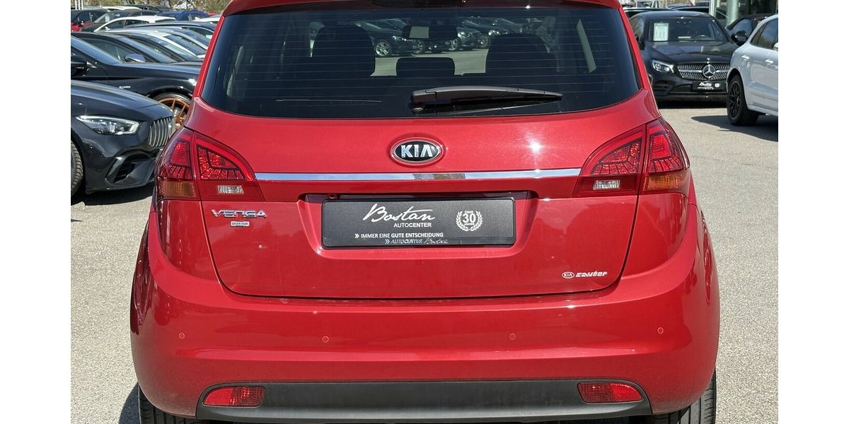 Kia Venga 1.6 CVVT Dream Team KAMERA/NAVI/KEYLESS 38.810 km 14.900 &euro; Villingen-Schwenningen 78054