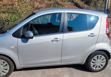 Suzuki Splash 114.000 km 3.650 &euro; Föhren 54343