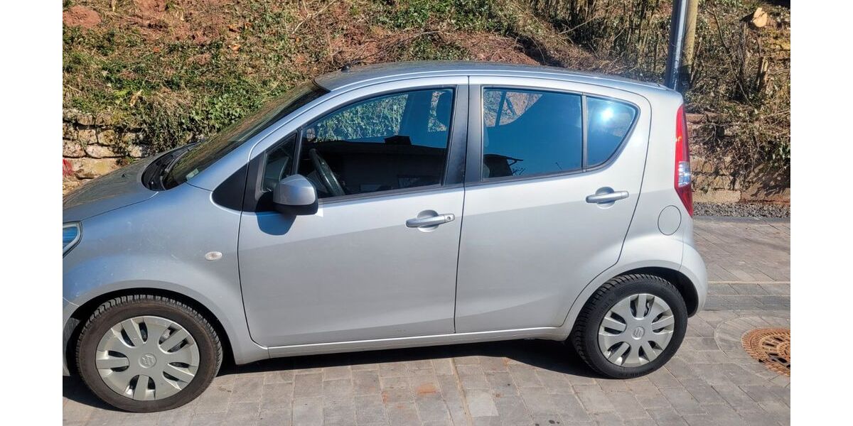 Suzuki Splash 114.000 km 3.650 &euro; Föhren 54343