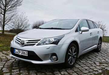 Toyota Avensis 141.900 km 11.900 &euro; Leipzig 04205