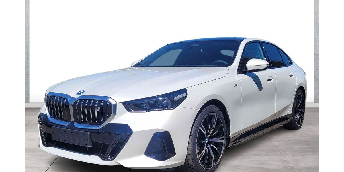 BMW i5 5.800 km 61.490 &euro; Dillenburg 35684