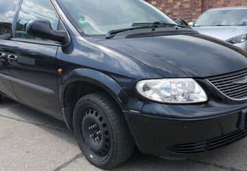 Chrysler Grand Voyager 255.000 km 1.999 &euro; Berlin 12439
