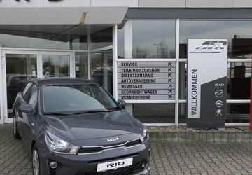 Kia Rio 31.719 km 14.990 &euro; Bernburg OT Baalberge 06406