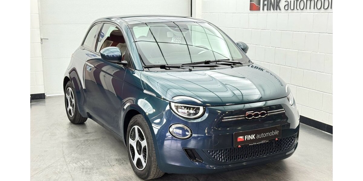 Fiat 500e Action Carplay Android Automatik 1.Hand 25.950 km 13.440 &euro; Lich 35423