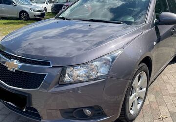Chevrolet Cruze 177.720 km 1.990 &euro; Trappenkamp 24610