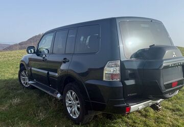 Mitsubishi Pajero 42.000 km 38.500 &euro; Niederdürenbach 56651