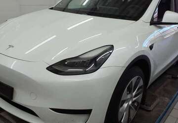 Tesla Model Y 36.210 km 33.980 &euro; Köln 50996