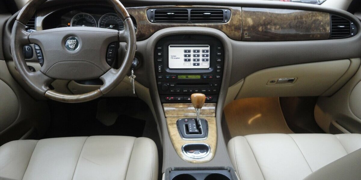 Jaguar S-Type 3.0 V6 Executive Autom Leder Navi Xenon 114.000 km 9.990 &euro; Neuss 41462