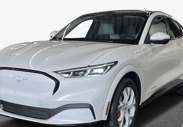 Ford Mustang Mach-E 29.122 km 29.900 &euro; Frankfurt 60386