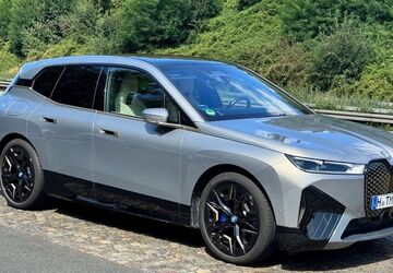 BMW iX 59.000 km 59.999 &euro; Garbsen 30826