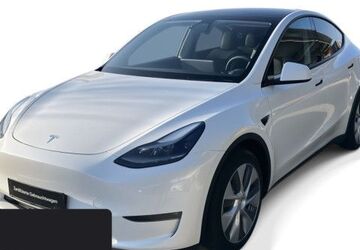 Tesla Model Y 92.832 km 30.400 &euro; Obertraubling 93083