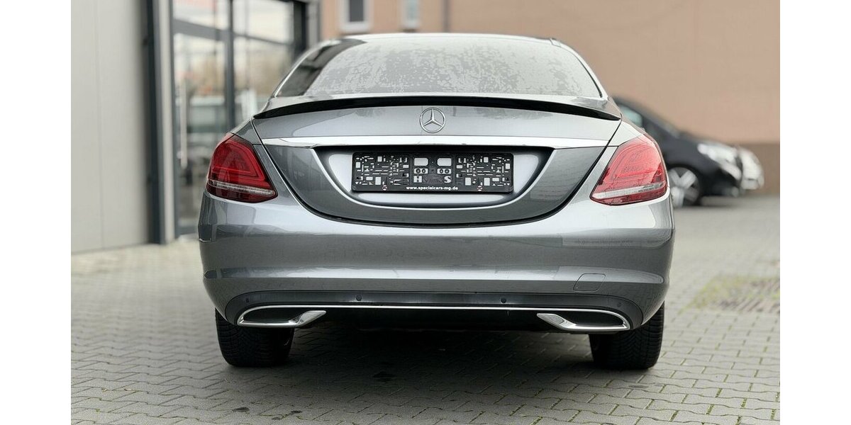 Mercedes-Benz C 220 Designo / AMG / LED / 360° Cam / Allrad 220.000 km 20.990 &euro; Mönchengladbach 41066