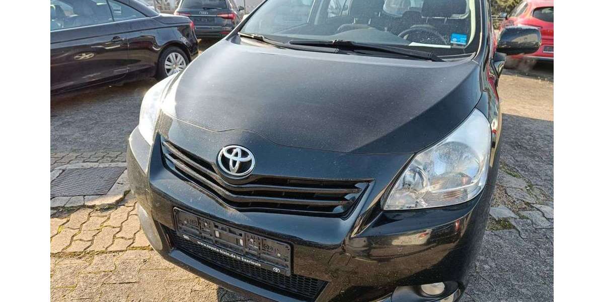Toyota Verso 200.000 km 6.900 &euro; Ensdorf 66806