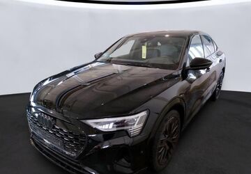 Audi Q8 e-tron 48.370 km 44.990 &euro; Hamburg 22047