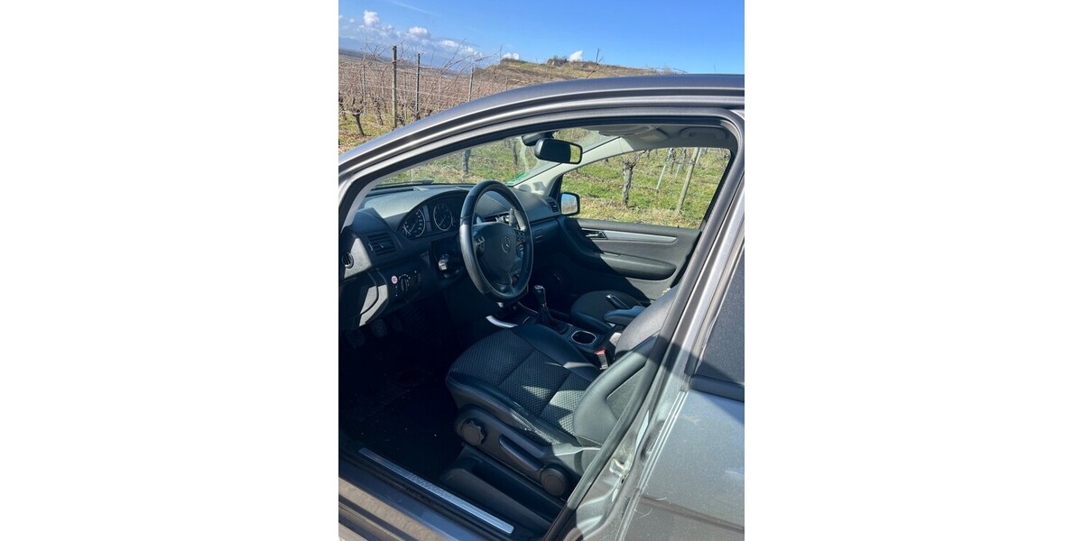 Mercedes-Benz A-Klasse 158.000 km 4.200 &euro; Freiburg 