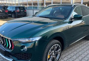 Maserati Levante 132.000 km 28.999 &euro; berlin 12305