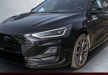 Ford Focus 5.874 km 30.980 &euro; Dortmund 44225