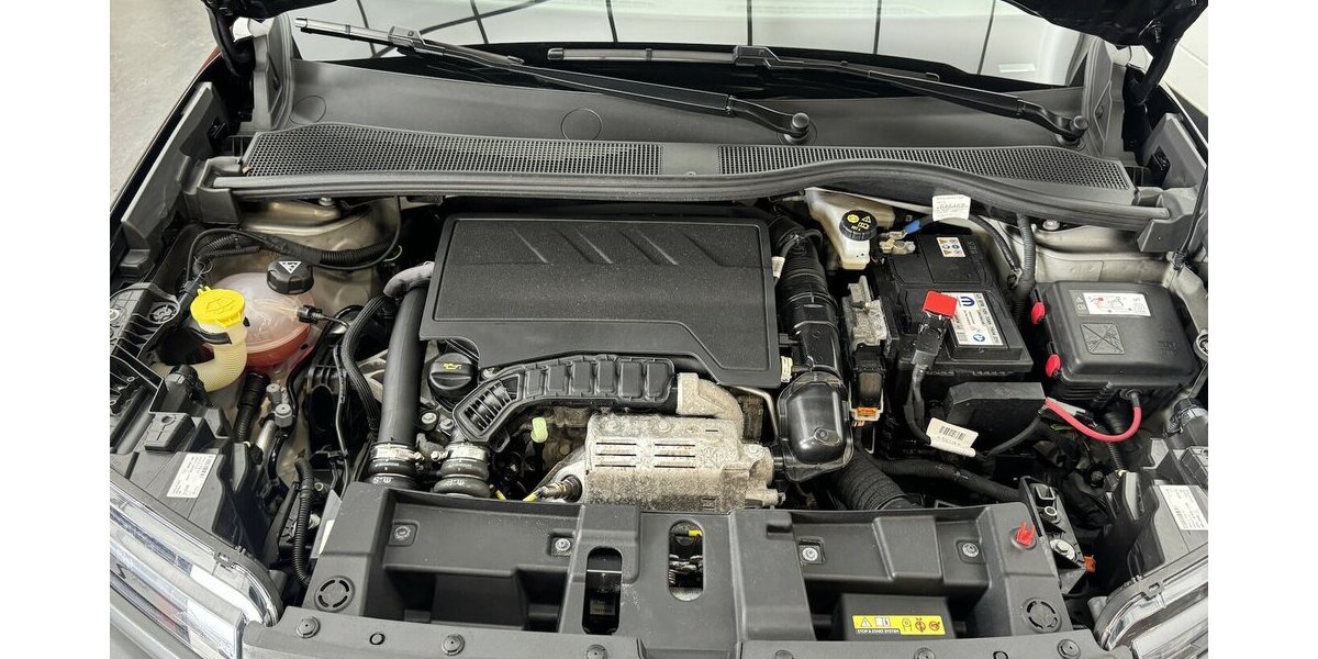Jeep Avenger 1.2 Altitude Kamera JBL Soundsystem 27.213 km 19.760 &euro; Lich 35423