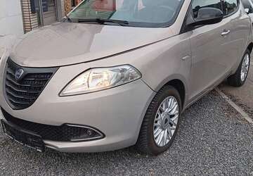Lancia Ypsilon 92.500 km 6.499 &euro; Alsdorf 52477