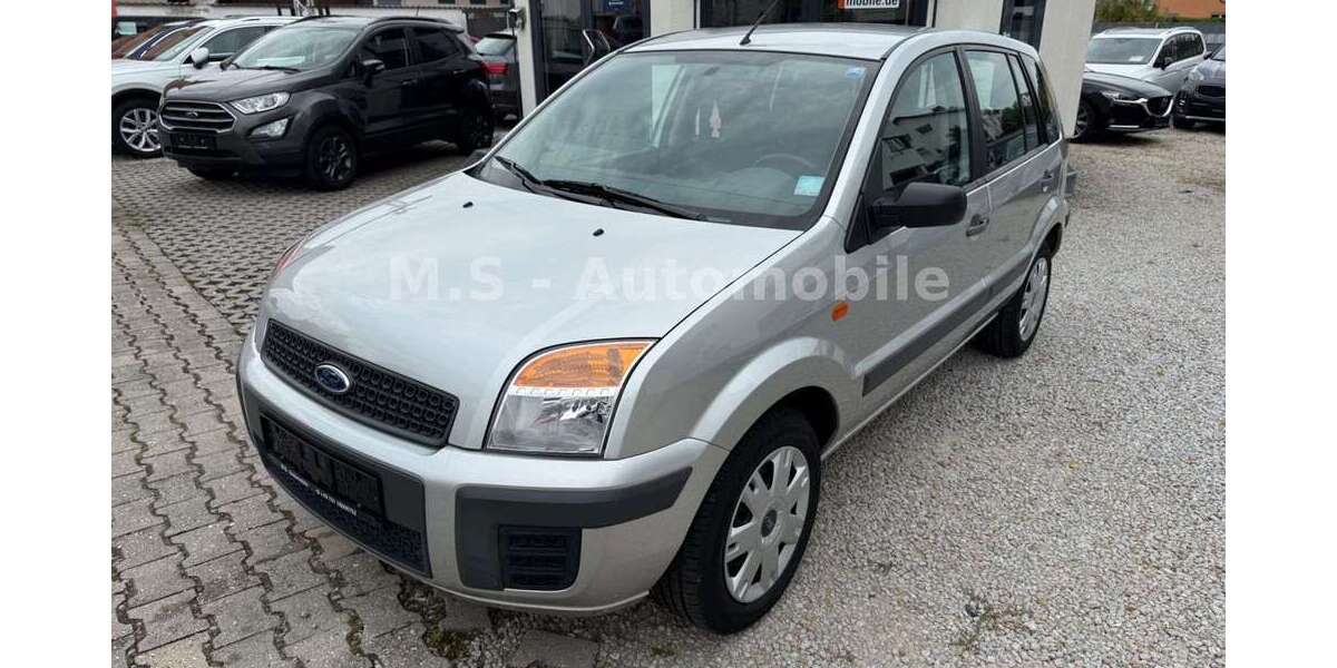 Ford Fusion 30.716 km 5.980 &euro; Cham 93413