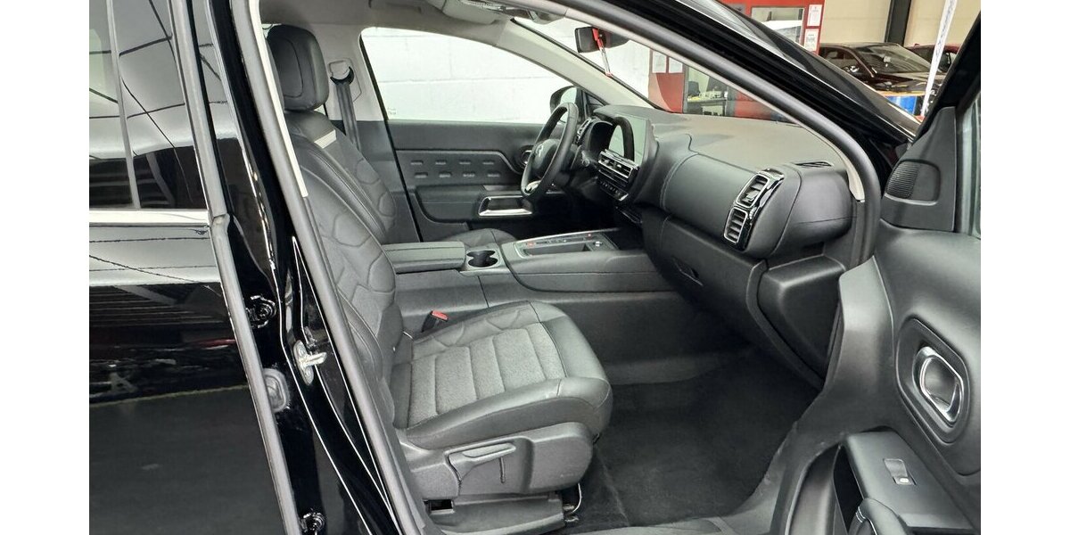 Citroen C5 Aircross 145 Mild-Hybrid Plus CarPlay DAB 43.800 km 19.480 &euro; Lich 35423