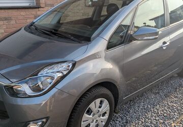 Hyundai ix20 98.000 km 6.100 &euro; Andernach 56626