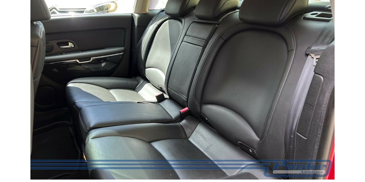 Citroen C6 Pallas*Pano*HUP*Leder*JBL*SHZ*MultiL*PDC* 157.074 km 7.490 &euro; Berlin 13187