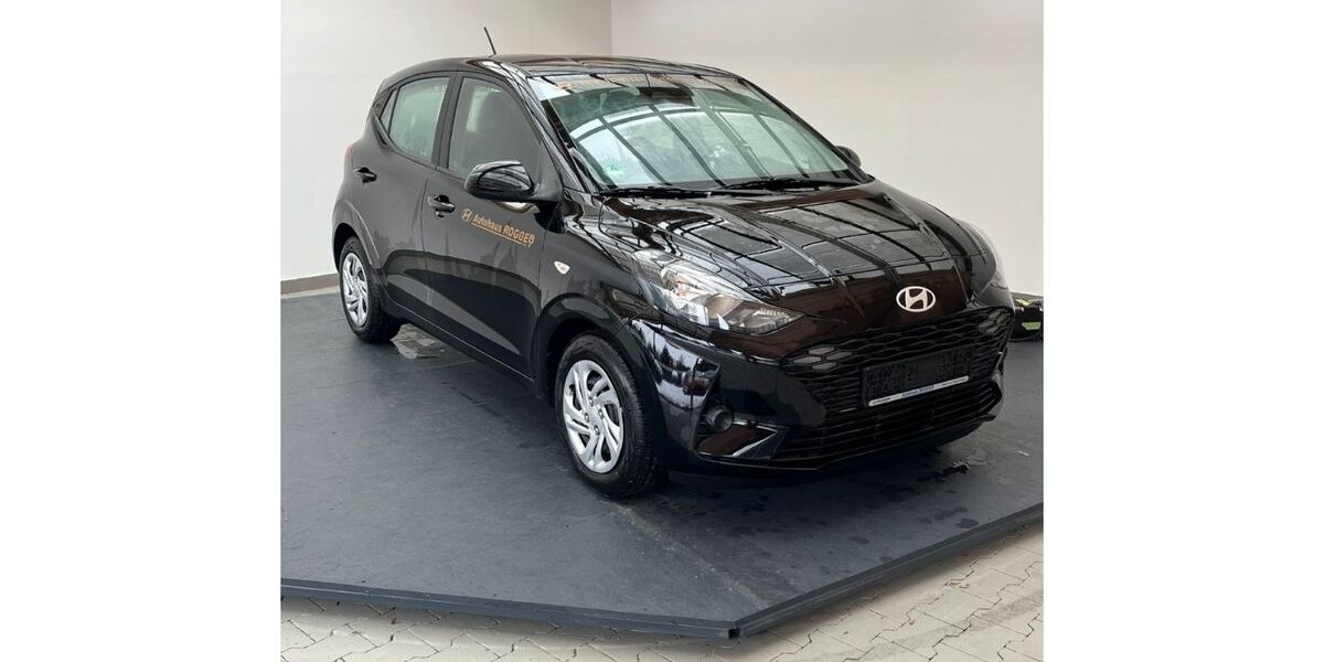 Hyundai i10 4.400 km 17.560 &euro; Magdeburg 39116