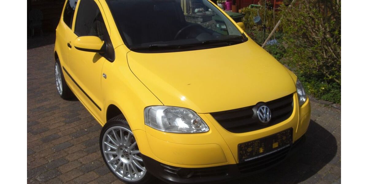 VW Fox 87.400 km 3.232 &euro; Neumünster 24536
