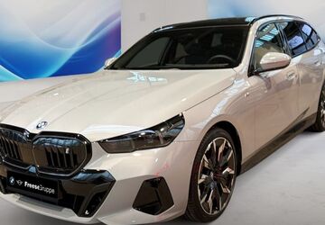 BMW i5 10.500 km 70.900 &euro; Oldenburg 26135