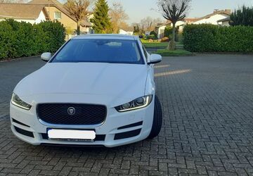 Jaguar XE 183.500 km 10.500 &euro; Mechernich 53894