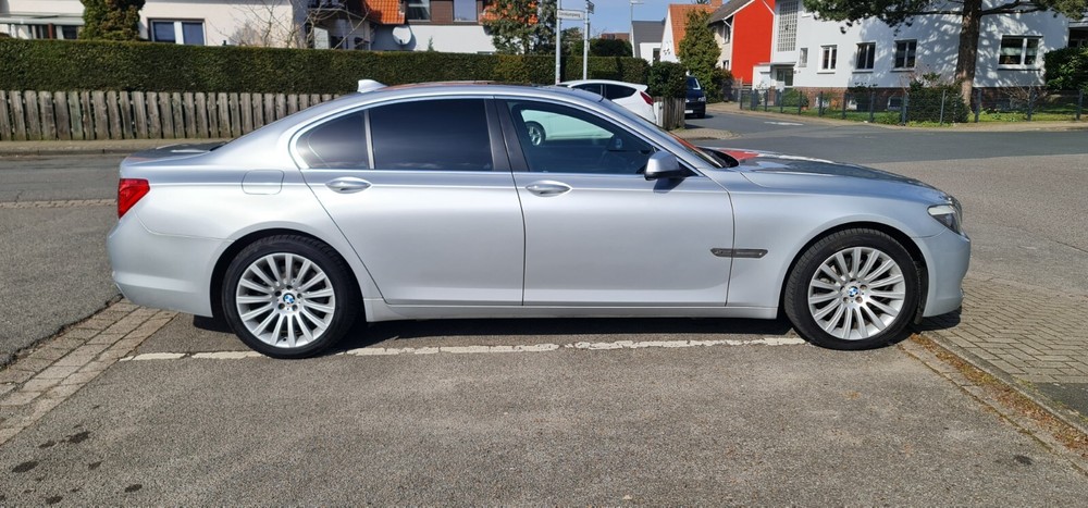 BMW 740 248.000 km 13.800 &euro; Hannover 30159
