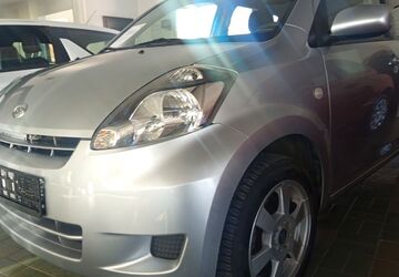 Daihatsu Sirion 64.300 km 4.990 &euro; Rheine 48432