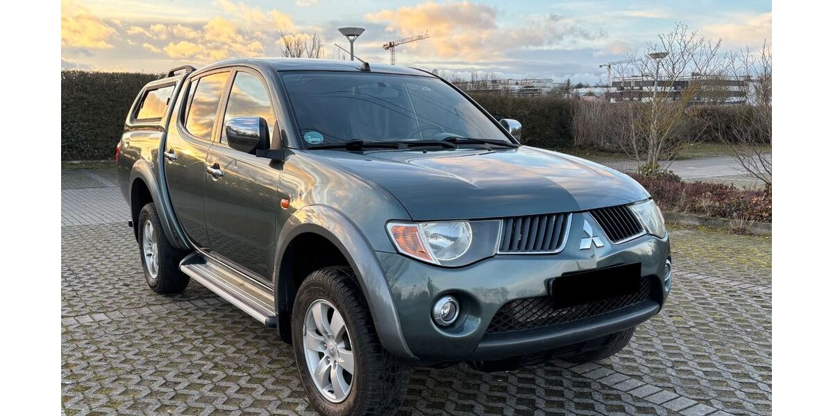 Mitsubishi L200 96.000 km 13.900 &euro; Mainz 55129