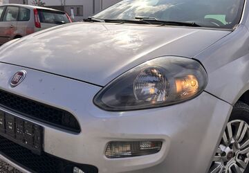 Fiat Punto 73.000 km 4.599 &euro; Buch 89290
