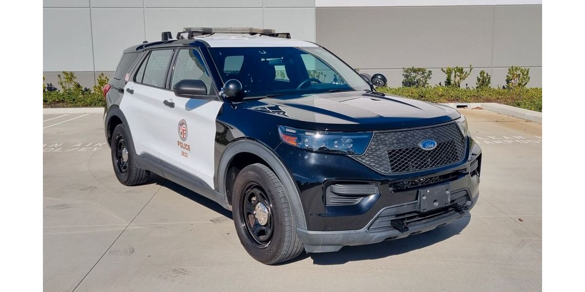 Ford Explorer 123.000 km 23.990 &euro; Berlin 13125