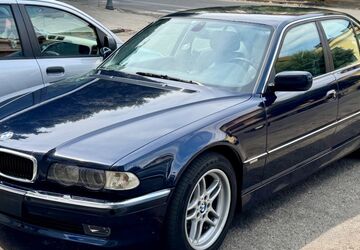 BMW 730 272.000 km 10.000 &euro; Frankfurt 60489