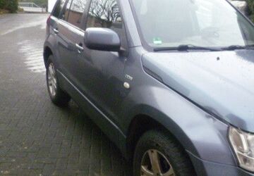 Suzuki Grand Vitara 185.000 km 1.999 &euro; Laufach 63846